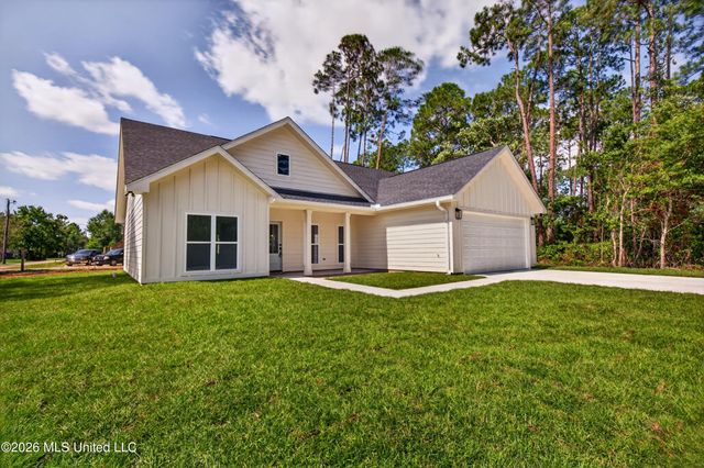 201 Tarpon Street, 201, Waveland, MS 39576