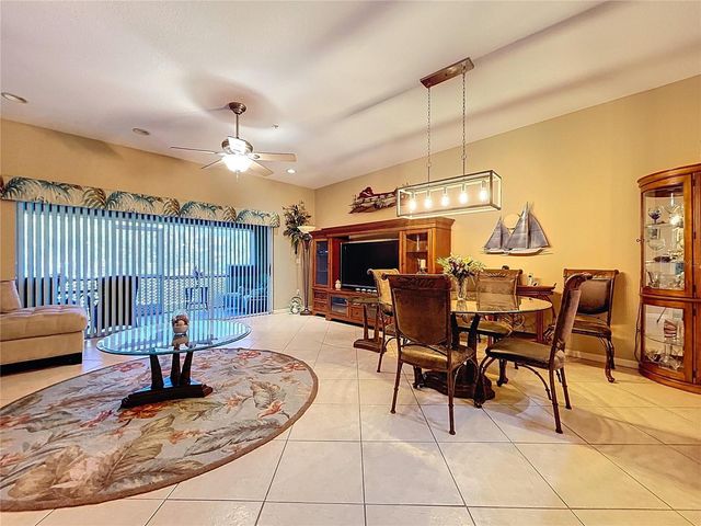 11273 KAPOK GRAND CIRCLE, Madeira Beach, FL 33708