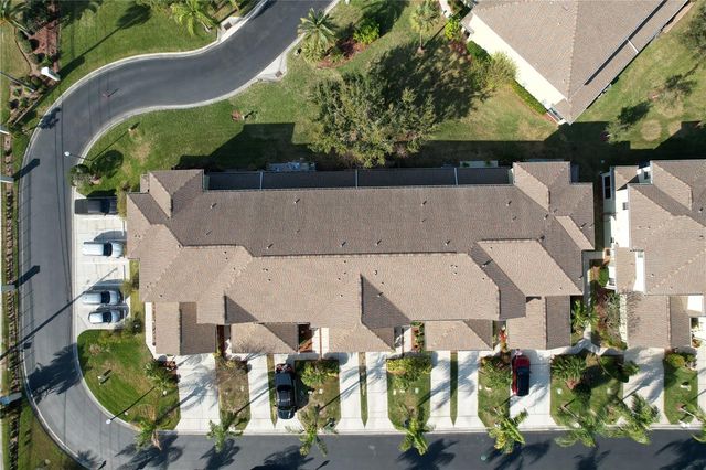 11273 KAPOK GRAND CIRCLE, Madeira Beach, FL 33708