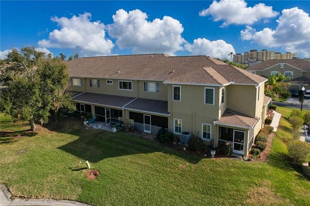 11273 KAPOK GRAND CIRCLE, Madeira Beach, FL 33708