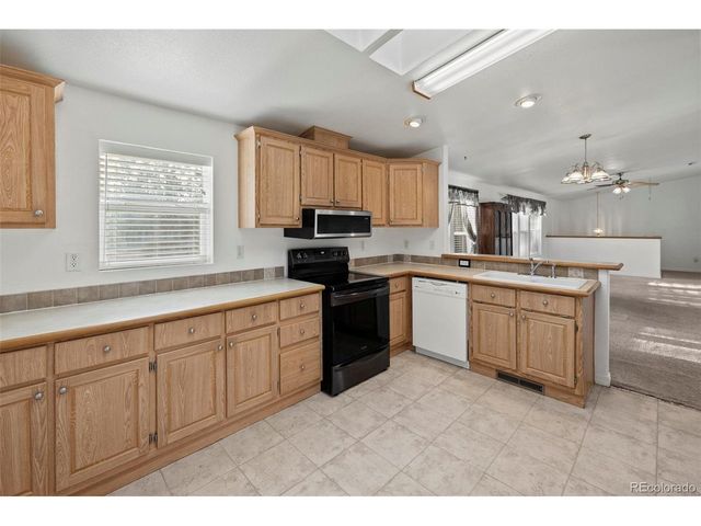 46 Kingston Cir, Florissant, CO 80816