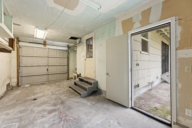 1981 Middlefield Ave, Stockton, CA 95204