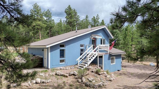 453 Black Fawn Lane, Westcliffe, CO 81252