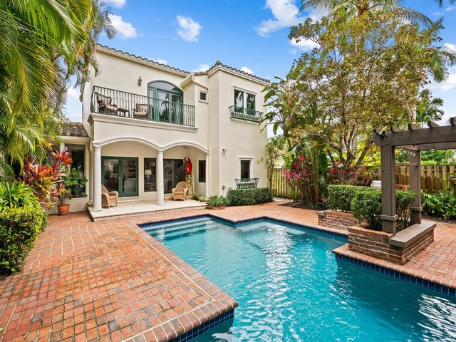 347 Poinciana Drive, Fort Lauderdale, FL 33301