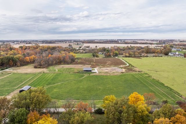 440 S 800 E, Zionsville, IN 46077