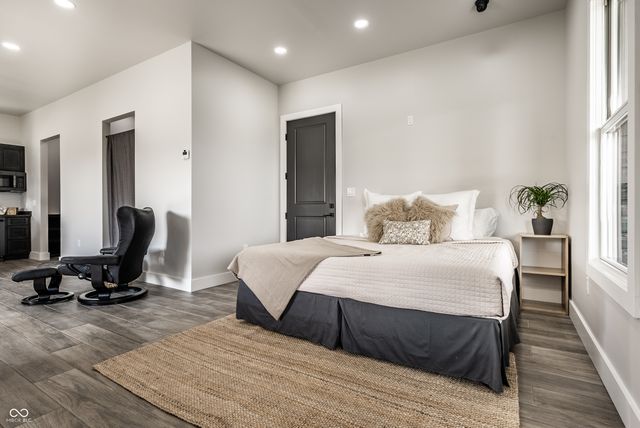 440 S 800 E, Zionsville, IN 46077