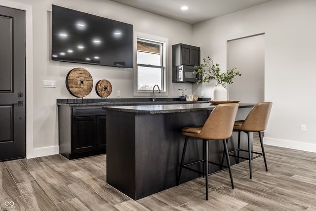 440 S 800 E, Zionsville, IN 46077