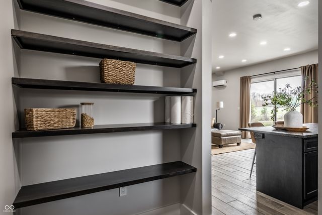 440 S 800 E, Zionsville, IN 46077