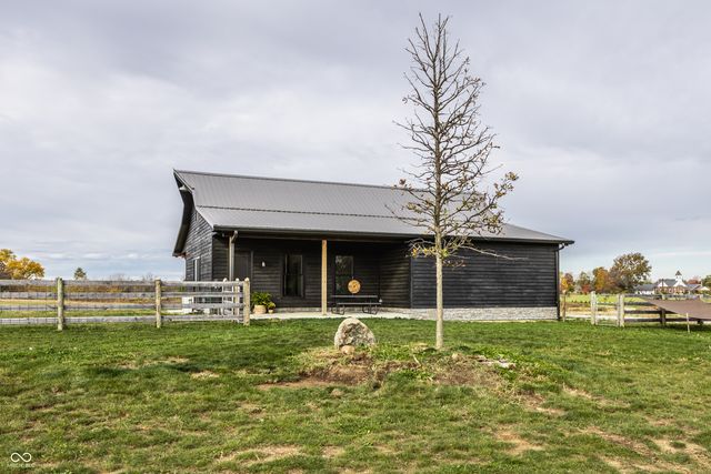 440 S 800 E, Zionsville, IN 46077