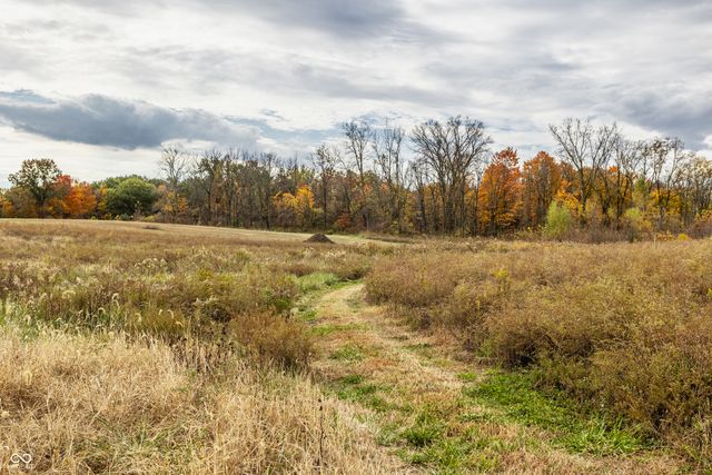 440 S 800 E, Zionsville, IN 46077