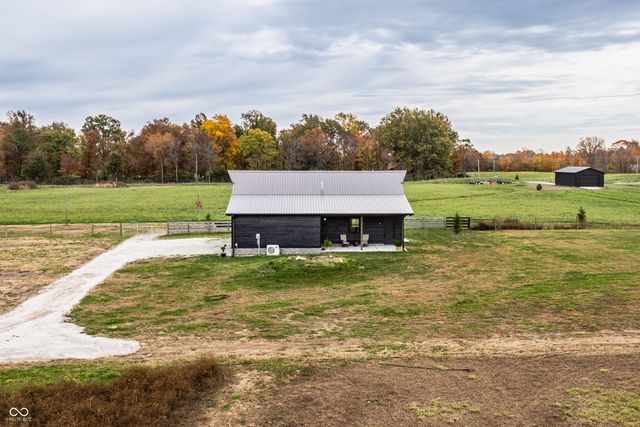 440 S 800 E, Zionsville, IN 46077