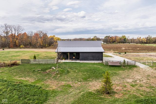 440 S 800 E, Zionsville, IN 46077