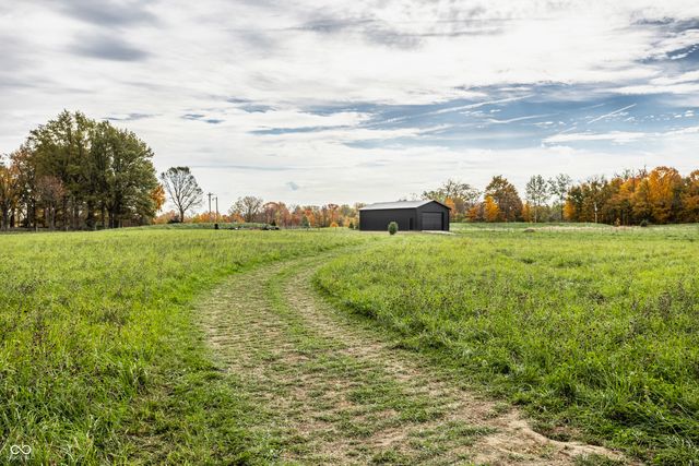 440 S 800 E, Zionsville, IN 46077