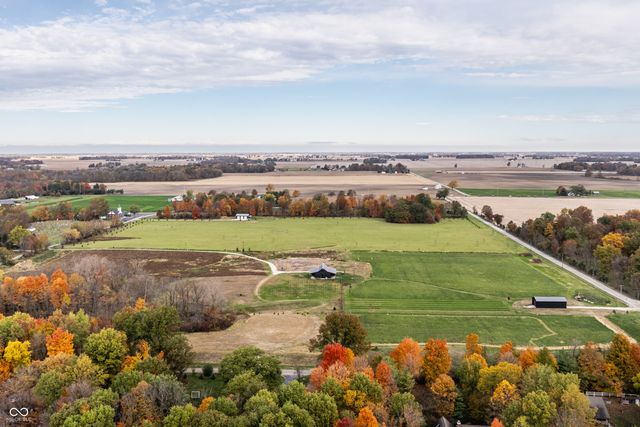 440 S 800 E, Zionsville, IN 46077