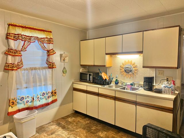 330 Bernard Street, Huntington, WV 25704