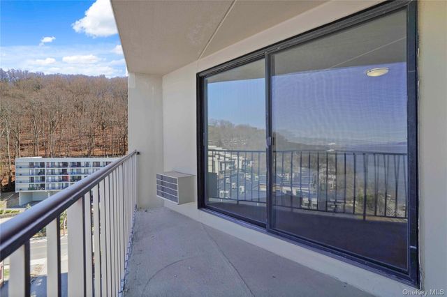 1155 Warburton Avenue 11Y, Yonkers, NY 10701