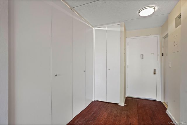 1155 Warburton Avenue 11Y, Yonkers, NY 10701
