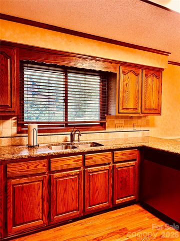 395 Wood Hollow Road, Taylorsville, NC 28681