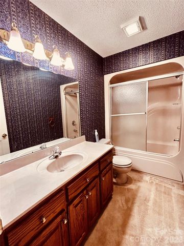 395 Wood Hollow Road, Taylorsville, NC 28681