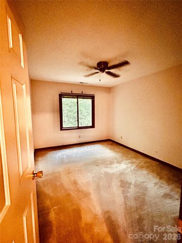 395 Wood Hollow Road, Taylorsville, NC 28681