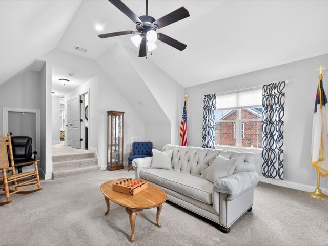 3040 Dogwood Trl, Spring Hill, TN 37174