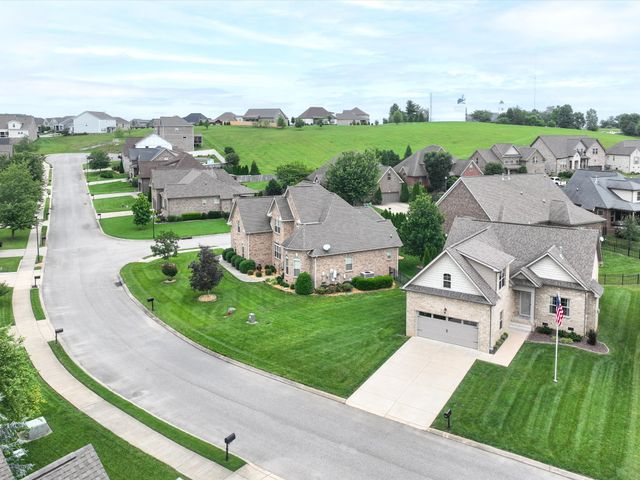 3040 Dogwood Trl, Spring Hill, TN 37174