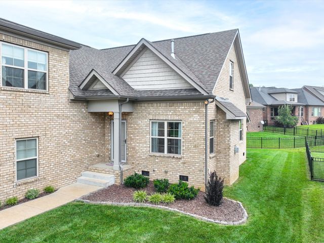 3040 Dogwood Trl, Spring Hill, TN 37174
