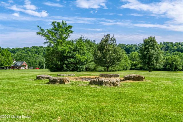 414 Brashears Point Rd, Taylorsville, KY 40071