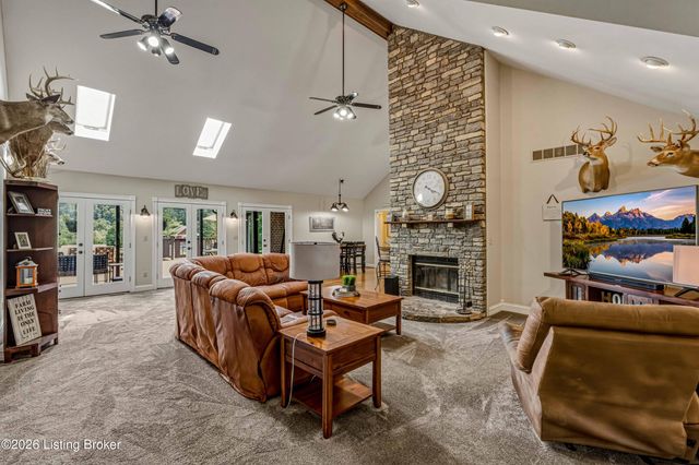 414 Brashears Point Rd, Taylorsville, KY 40071