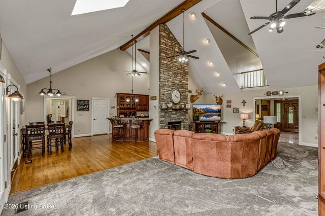 414 Brashears Point Rd, Taylorsville, KY 40071
