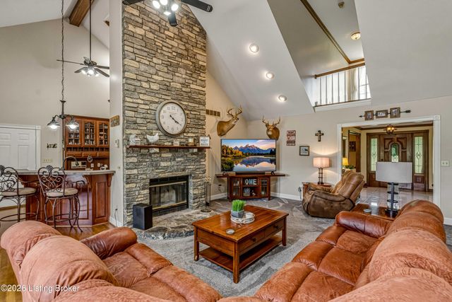 414 Brashears Point Rd, Taylorsville, KY 40071