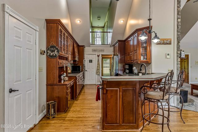 414 Brashears Point Rd, Taylorsville, KY 40071