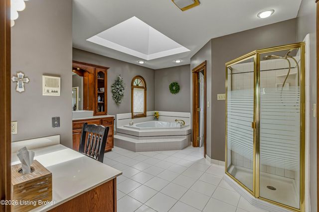 414 Brashears Point Rd, Taylorsville, KY 40071