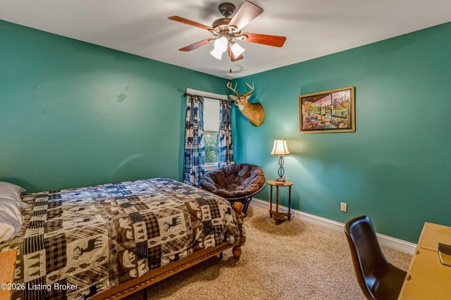 414 Brashears Point Rd, Taylorsville, KY 40071