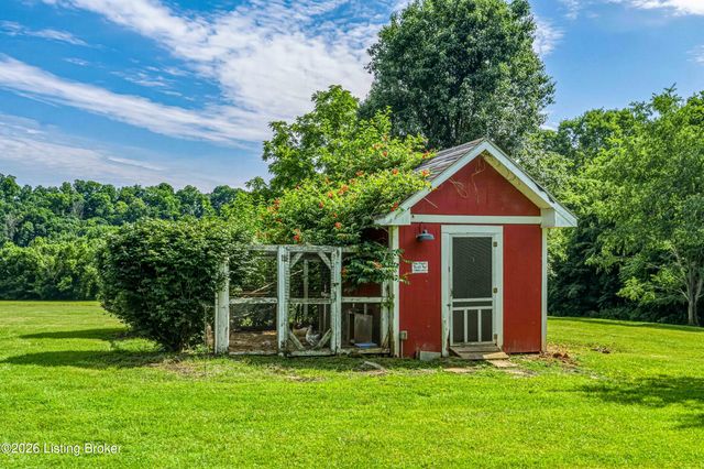414 Brashears Point Rd, Taylorsville, KY 40071