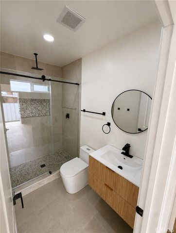 324 E 84th Street, Los Angeles, CA 90003