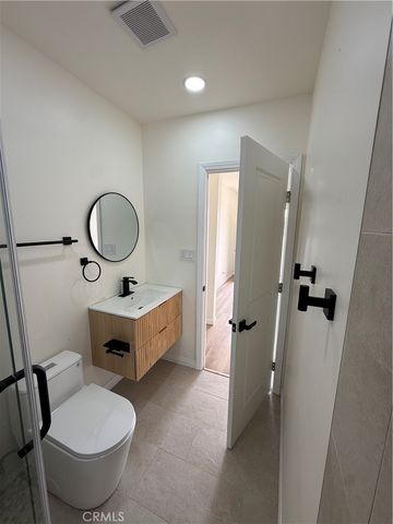 324 E 84th Street, Los Angeles, CA 90003