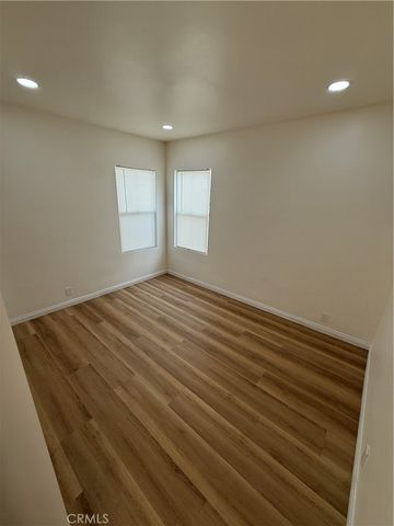 324 E 84th Street, Los Angeles, CA 90003