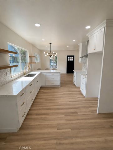 324 E 84th Street, Los Angeles, CA 90003