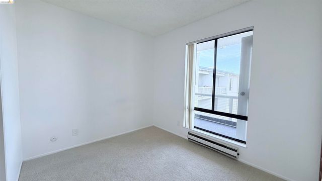 6 Captain Dr. E428, Emeryville, CA 94608