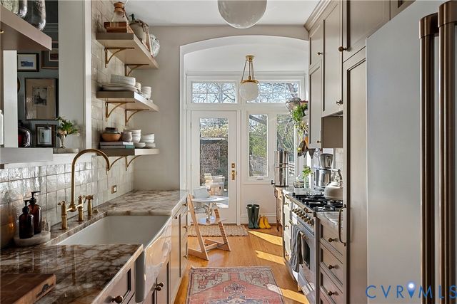 100 N Allen Ave, Richmond, VA 23220