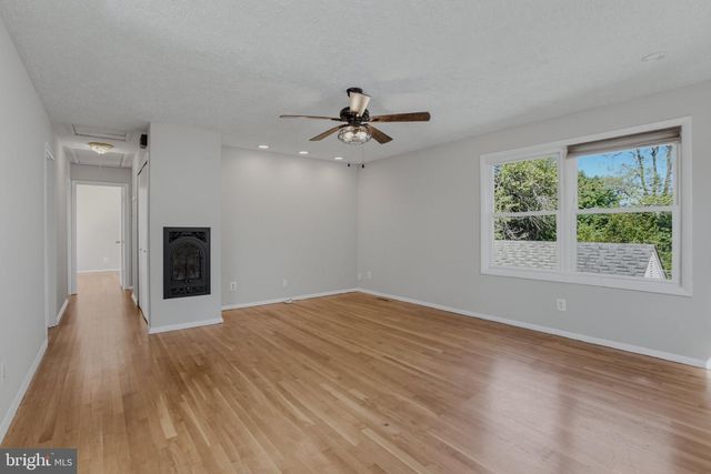 210 CROYDON AVE, Rockville, MD 20850