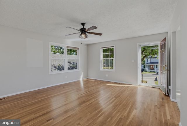 210 CROYDON AVE, Rockville, MD 20850