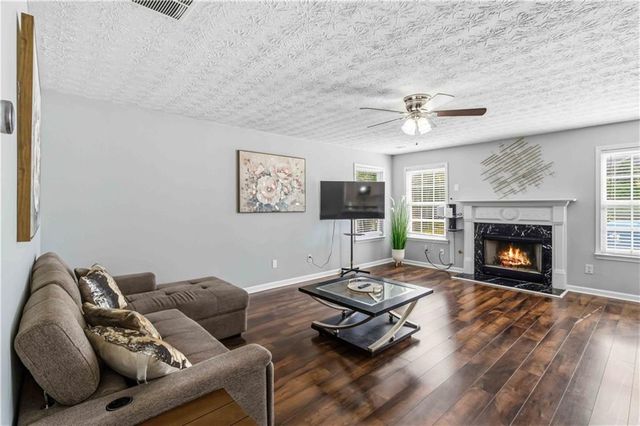 905 Shannon Road, Loganville, GA 30052