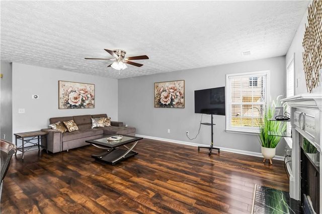 905 Shannon Road, Loganville, GA 30052