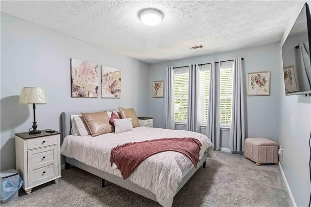 905 Shannon Road, Loganville, GA 30052