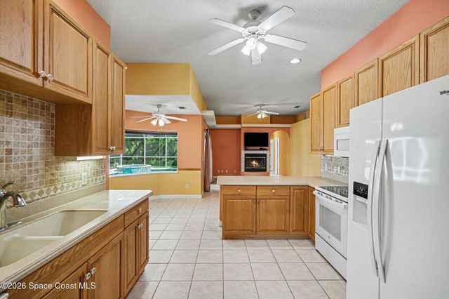 1894 Lankcashire Court S, Rockledge, FL 32955