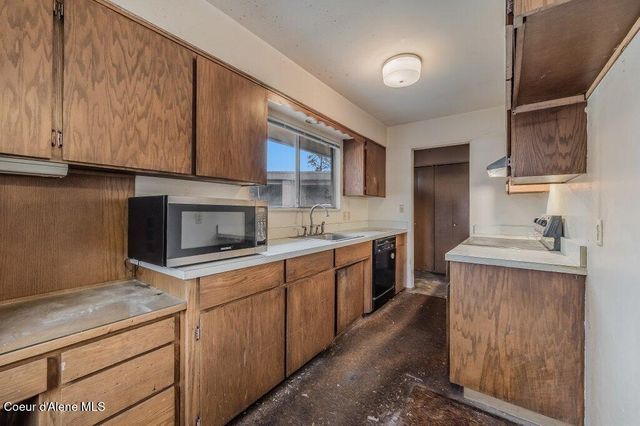 2106 E PENNSYLVANIA AVE, Coeur D'alene, ID 83814