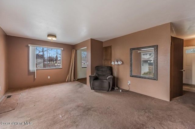 2106 E PENNSYLVANIA AVE, Coeur D'alene, ID 83814