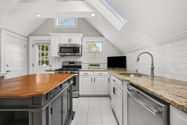 15 Haslet St 3, Boston, MA 02131